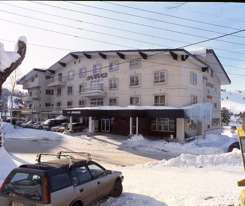 Hotel Araragi Яманути Экстерьер фото